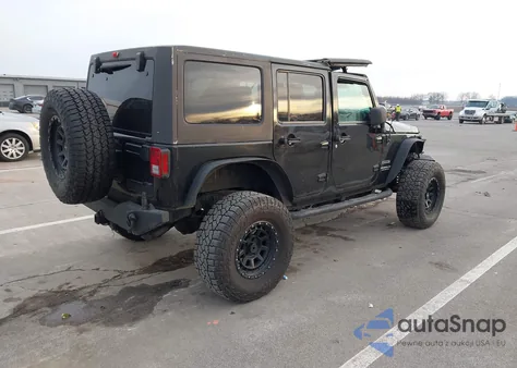 2016 Jeep Wrangler Unlimited Sport z USA, uszkodzony, nr VIN 1C4BJWDG6GL132642